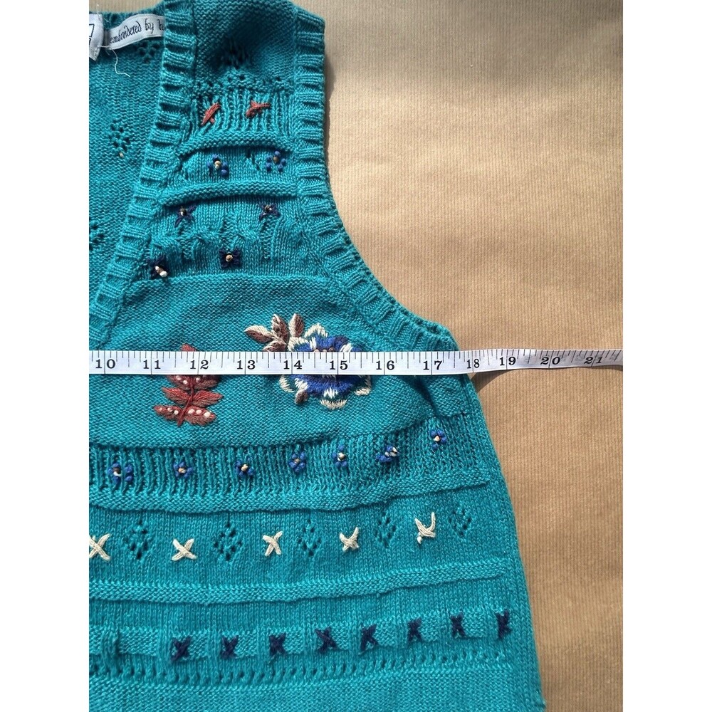 Jantzen Teal Embroidered Knit Vest - Picture 7 of 9